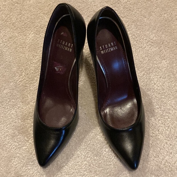 Stuart Weitzman black pumps 5.5 W - Picture 3 of 8